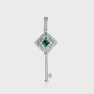 Collier Pendentif Clé en Argent Sterling 925 Femmes Zirconia Vert Incrusté Luxe Style Victoria Chaîne Bijoux Fins