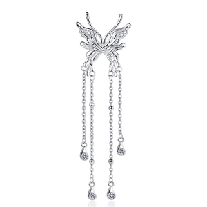 Collier à pampilles papillon en argent S925 avec pendentifs en zircon sur fond blanc pur