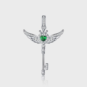 Collana con Pendente a Chiave di Ali di Angelo in Argento Sterling 925 per Donna Lusso Cuore Verde Zirconia Gioielli