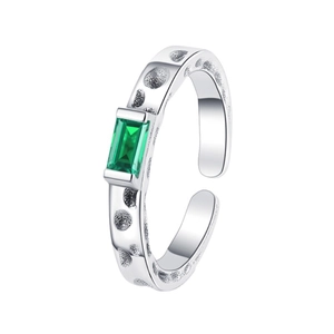 S925 silver emerald ring featuring vintage moon crater texture and open adjustable band