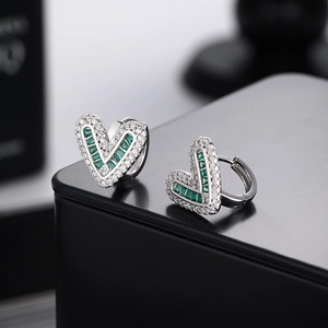 S925 silver heart hoop earrings with green emerald zircon and sparkling white stones