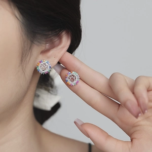 Cute S925 sterling silver paw print stud earrings with rainbow cubic zirconia stones