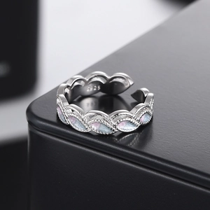 S925 sterling silver peacock ring featuring gradient enamel leaf design and open band