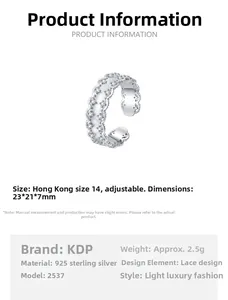 Detailansicht des verstellbaren S925 Sterling Silber Rings mit Spitzenstruktur und Diamanten
