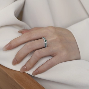 S925 sterling silver ring with green zircon and enamel, retro style jewelry for women