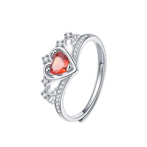 S925 Sterlingsilber Kronenring mit herzförmigem rotem Zirkon und weißen Diamanten