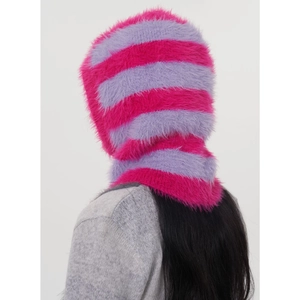Rosa und lila gestreifte Balaclava aus Nerzimitat für Damen, Rückansicht der Strickmütze