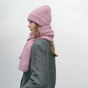 Ensemble bonnet et écharpe en laine mélangée violette pour la chaleur hivernale