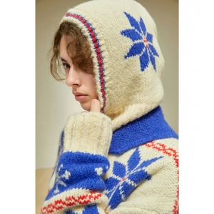 Winter wool snowflake balaclava hood in cream white with blue and red patterns