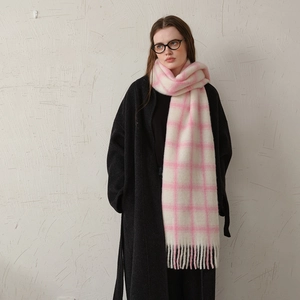 Women's Designer Wool Plaid Scarf Autumn Winter Thick Warm Soft Tassel Checkerboard Scarf Shawl Wrapper