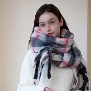 Thick checkered cashmere-feel scarf with tassels in white, grey, and pink for winter warmth