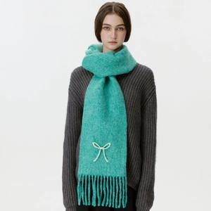 Minzgrüner Plüschschal mit Quasten und süßer Schleife für Damen im kalten Herbst Winter