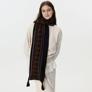 Vintage Fair Isle wool blend scarf with geometric patterns and fringe for winter warmth