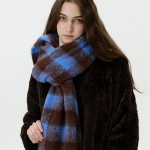 Thick checkered cashmere-like mohair scarf in blue and brown with a soft brushed texture