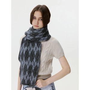 Winter argyle knit scarf in black and grey charcoal pattern for men and women