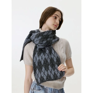 Classic black and grey argyle knit scarf for men and women with thick warm texture
