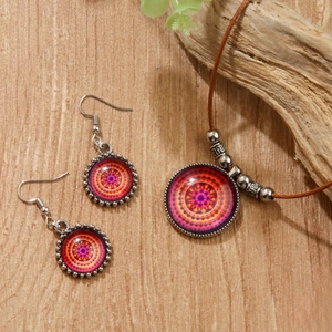 Parure de bijoux mandala bohème avec collier pendentif coloré et boucles d'oreilles
