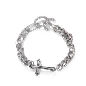 Men's retro silver cross Cuban link bracelet with gothic chain and vintage finish