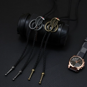 Western Vintage Cobra Bolo Tie Zinc Alloy Snake Pendant Necklace Adjustable Artificial Leather Rope Rhinestone Jewelry For Unisex