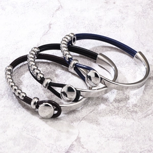 Bracciali minimalisti in pelle a doppio strato con perle metalliche blu nero e marrone