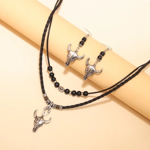 Parure Bijoux Vintage Tête de Taureau Crâne Femme Pendentif Alliage Collier Boucles d'Oreilles Corde Tressée PU Perles Artificielles