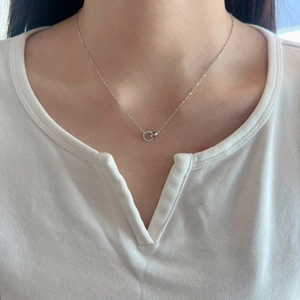 S925 sterling silver interlocking double ring necklace on female model for daily style