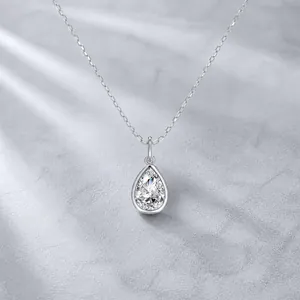 Collana con Ciondolo in Argento Sterling 925 Zirconia a Forma di Pera per Donna Elegante Catena a Goccia d'Acqua Matrimonio