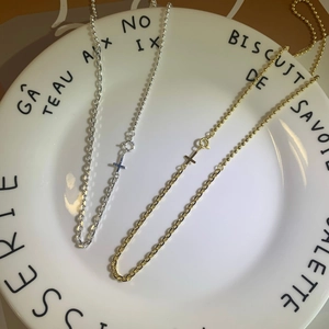 Chic S925 sterling silver cross necklaces in gold and silver finish with mixed chains