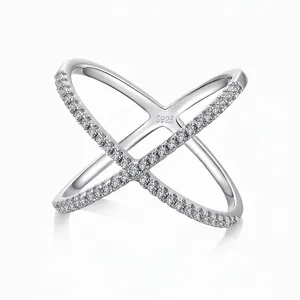 Bague X Croisée en Argent Sterling S925 pour Femme Micro Zirconia Géométrique Empilable Minimaliste Bijoux Mode Bague