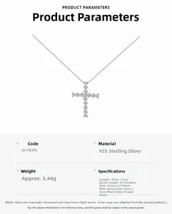 Détail du pendentif croix en argent sterling S925 avec zircons 5A en forme de cœur
