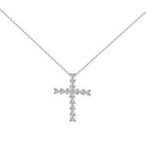 Collier croix en argent sterling S925 avec zircons en forme de cœur sur chaîne fine