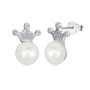 Elegant S925 sterling silver crown stud earrings with natural freshwater white pearls