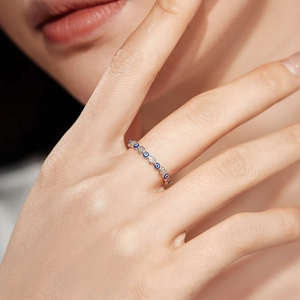 S925 sterling silver evil eye ring with heart-shaped zircon and blue enamel on hand