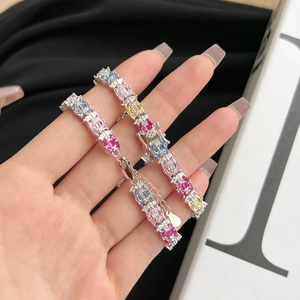Bracciale tennis in argento S925 con zirconi cubici rettangolari colorati incastonati