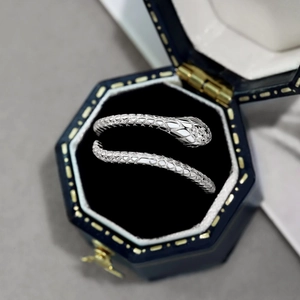 S925 sterling silver snake ring with pavé crystals in luxury velvet gift box