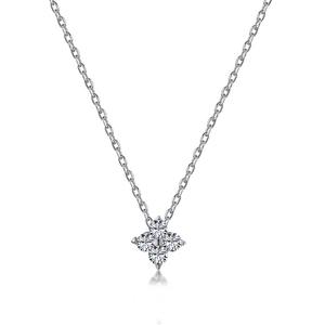 Élégant collier trèfle à quatre feuilles en argent 925 avec zircons scintillants