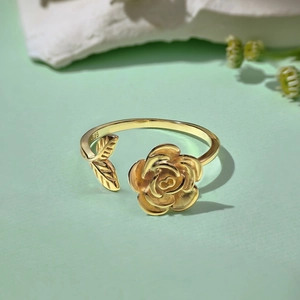Eleganter S925 Sterling Silber Rosenring in Gold mit verstellbarem Design auf Stein