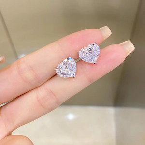 S925 sterling silver heart-shaped stud earrings with pink ice-cut zircon stones