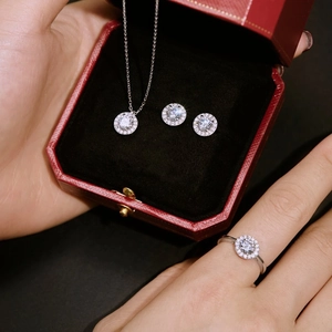 Parure de bijoux de luxe en argent 925 avec pendentif diamant rond et bague scintillante