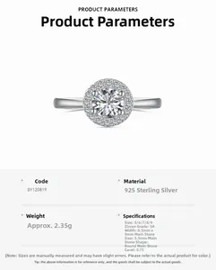Détail d'une bague en argent 925 avec solitaire rond de 0,75 ct serti d'un halo brillant