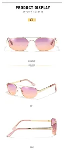 Vue sous trois angles de lunettes de soleil dorées à double pont et verres dégradés violets