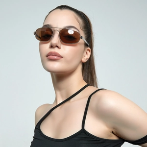Lunettes de Soleil Carrées en Métal à Double Pont Y2K Mode Tendance UV400 Rétro Lunettes pour Hommes Femmes Extérieur Voyage