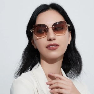 Lunettes de Soleil Géométriques sans Monture pour Femmes Monture en Métal Verres Dégradés Protection UV400 Lunettes de Mode