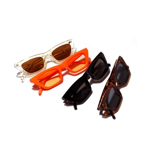 Lunettes de Soleil Carrées Œil de Chat Rétro pour Hommes Femmes Mode Gelée Orange Verres Teintés Protection UV400 PC