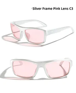 Detailansicht der Y2K-Sportsonnenbrille mit Silberrahmen und rosa Gläsern in Nahaufnahme