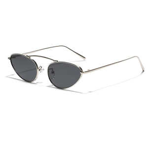 Vintage Metal Cat Eye Sunglasses For Women Personalized Double Bridge UV400 Protection Retro Punk Fashion Stylish Sun Glasses