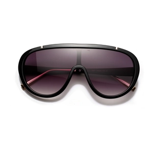 2024 retro aviator sunglasses with black oversized frame and gold metal accents