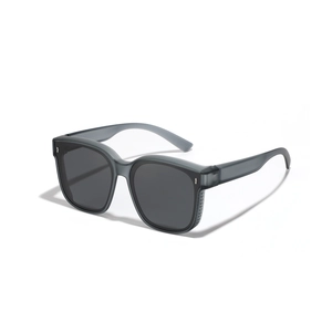 Occhiali da Sole Polarizzati TR90 Sopra gli Occhiali per Uomo Donna Grande Montatura Quadrata UV400 TAC Lente Guida Pesca All'aperto