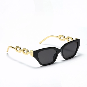 Retro oversized square cat-eye sunglasses with chunky gold metal chain temples for women