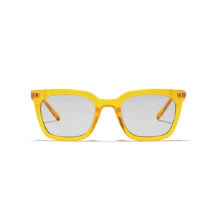 Lunettes de soleil rétro œil-de-chat carrées avec monture ambre jaune transparente